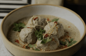 Rogan Josh A lamb curry simmered with a blend of Kashmiri spices