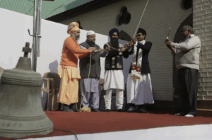Atal Bihari Vajpayee addressing the nation about Insaniyat, Jamhuriyat, and Kashmiriyat 